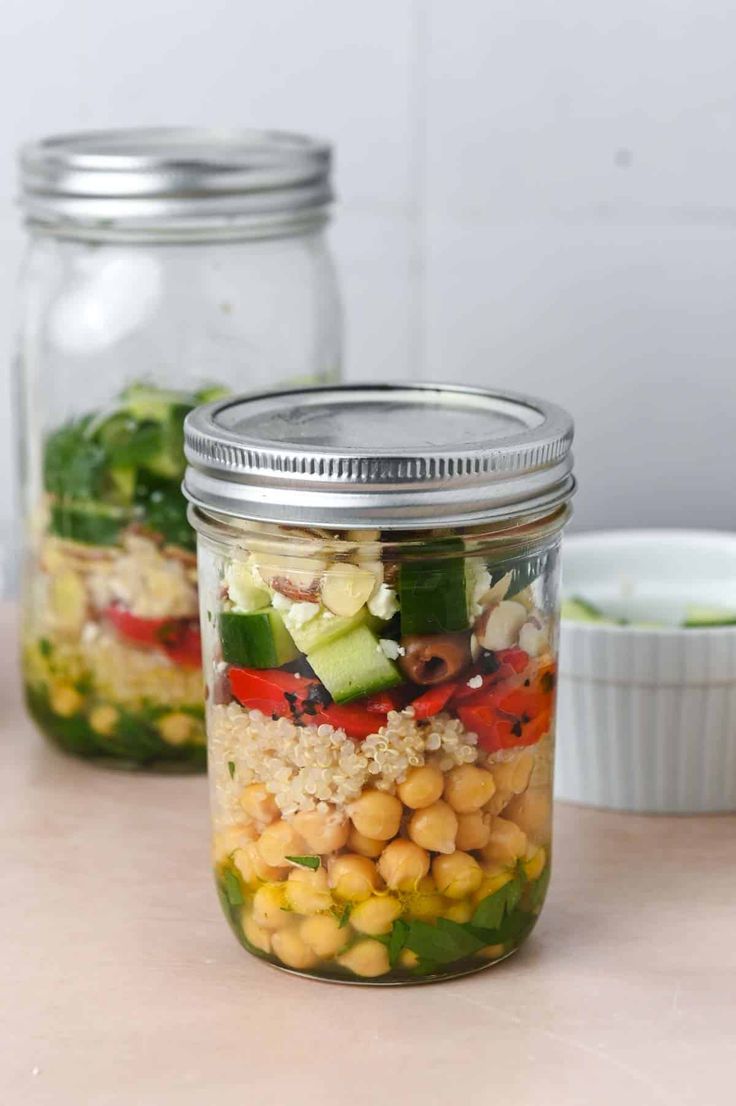 tis is a Greek Quinoa Salad Jar
