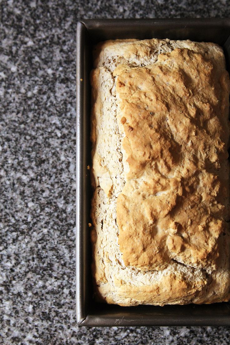 This s a No-Knead Garlic Herb Bread